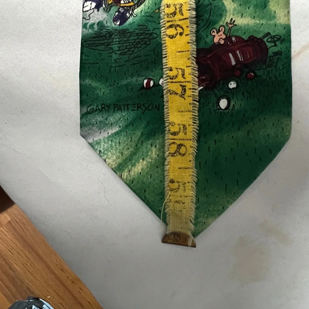 Balancine Hot Cakes Gary Patterson Golf Cartoon Novelty Tie 